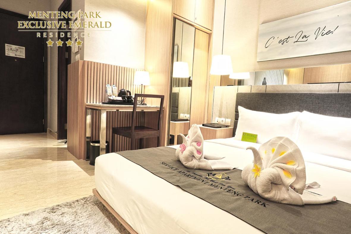 Menteng Park Exclusive Emerald Jakarta Exterior photo