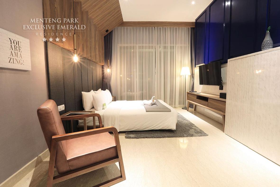 Menteng Park Exclusive Emerald Jakarta Exterior photo