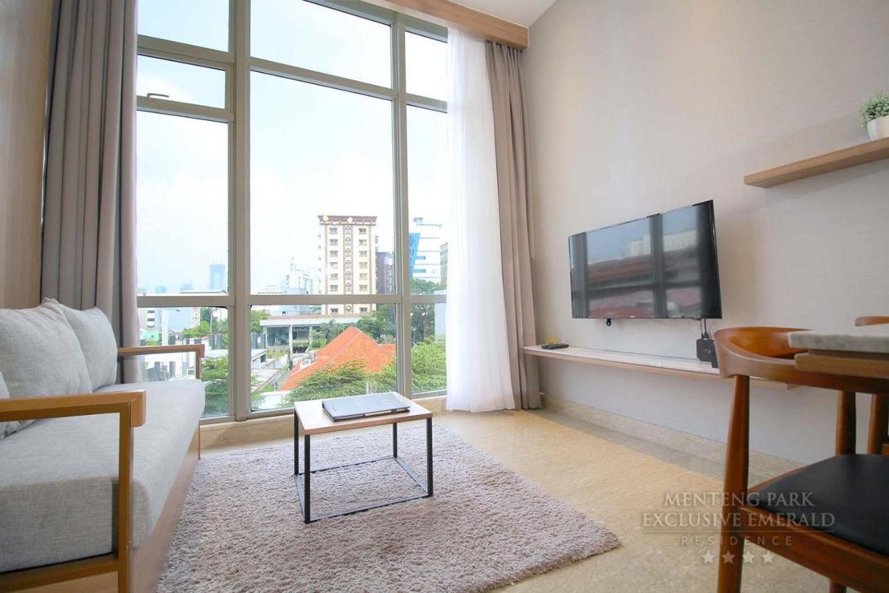Menteng Park Exclusive Emerald Jakarta Exterior photo