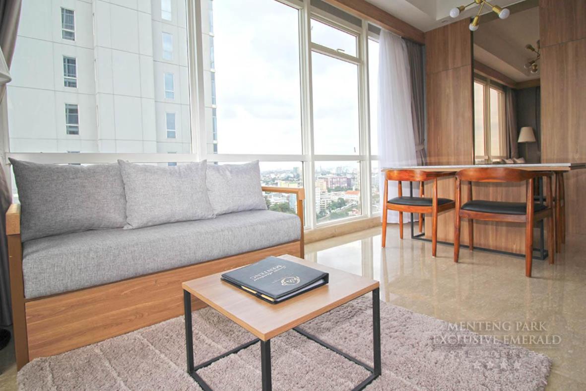 Menteng Park Exclusive Emerald Jakarta Exterior photo