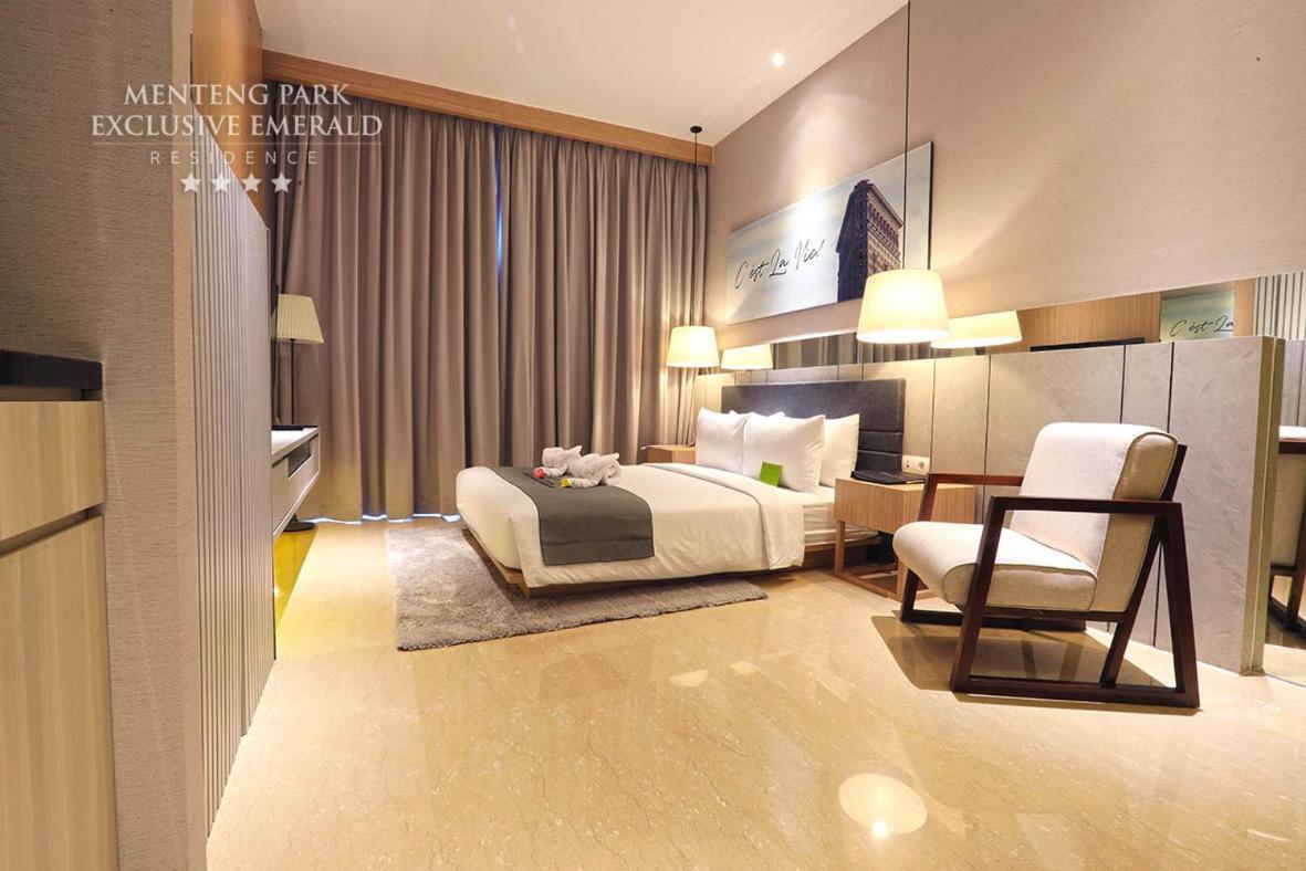 Menteng Park Exclusive Emerald Jakarta Exterior photo